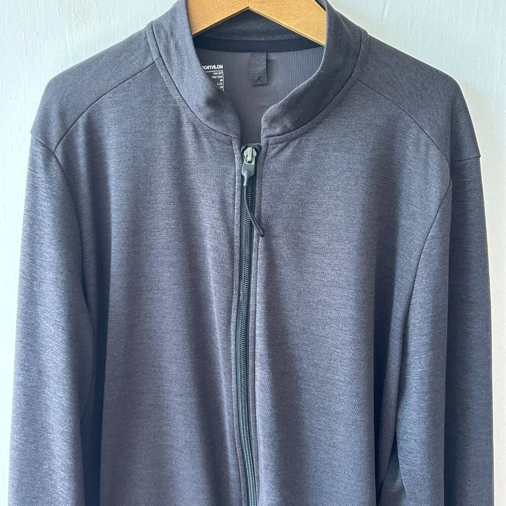 Decathlon Athletic Jacket Womens L/XL Gray Pockets Full Zip Front‎ Lightweight